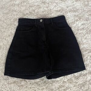 Aritzia Wilfred Free Black Denim Shorts